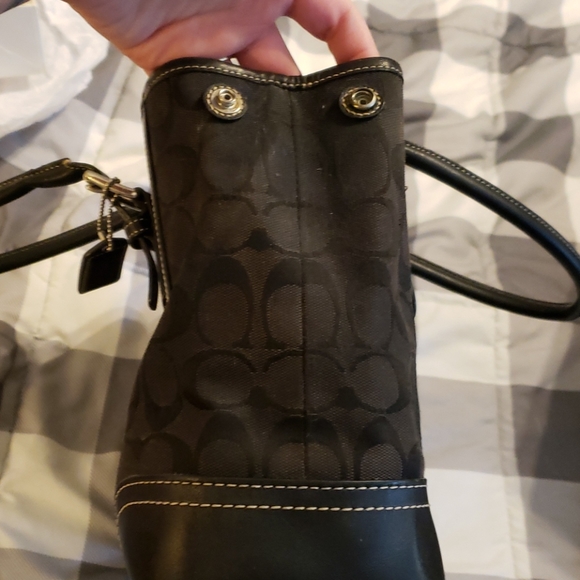 Authentic Coach Purse - Picture 5 of 6
